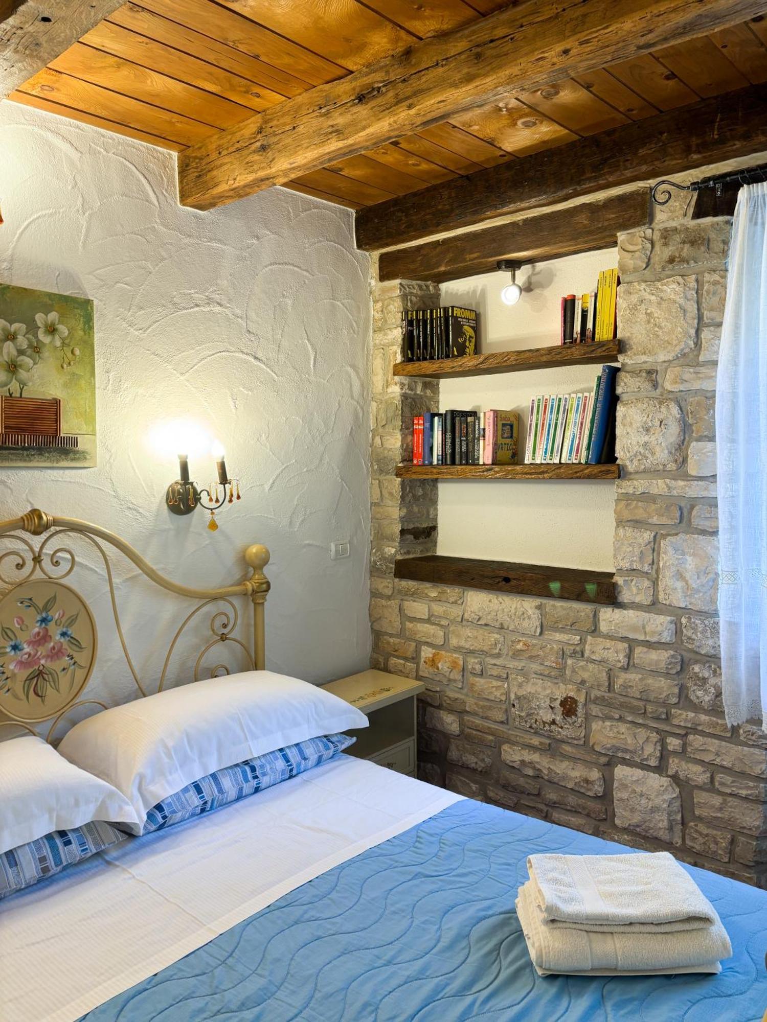 City Center Coastal Escape - Apartments With Sea View Or Cozy Room Novigrad Istria Buitenkant foto